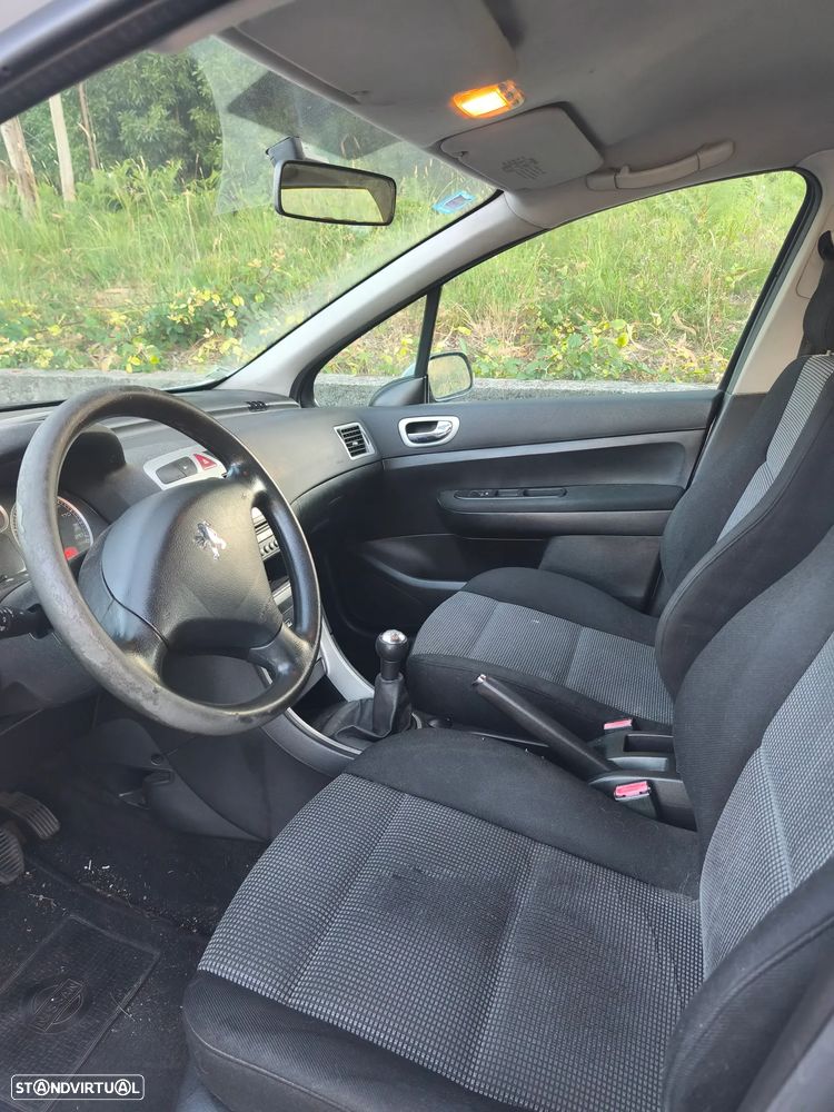 Peugeot 307 1.6 HDi GoTech - 5