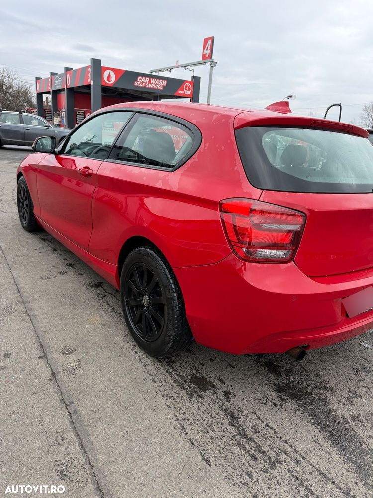 BMW Seria 1 114i Urban Line - 8