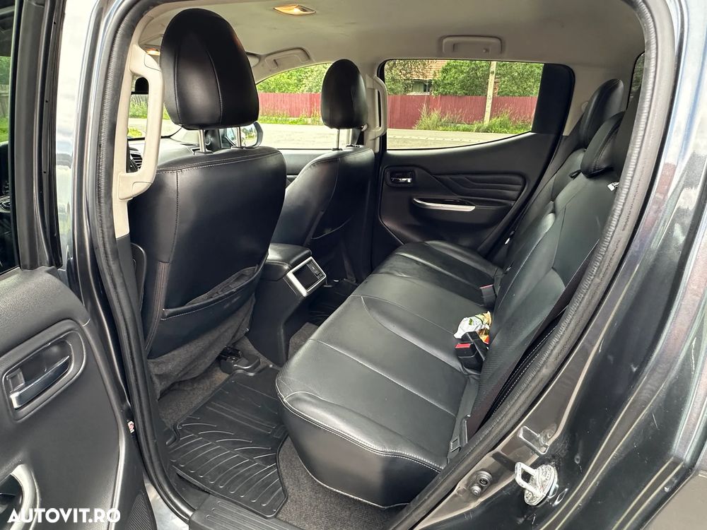 Mitsubishi L200 Double Cab 2.2 DI-D M/T Instyle - 13