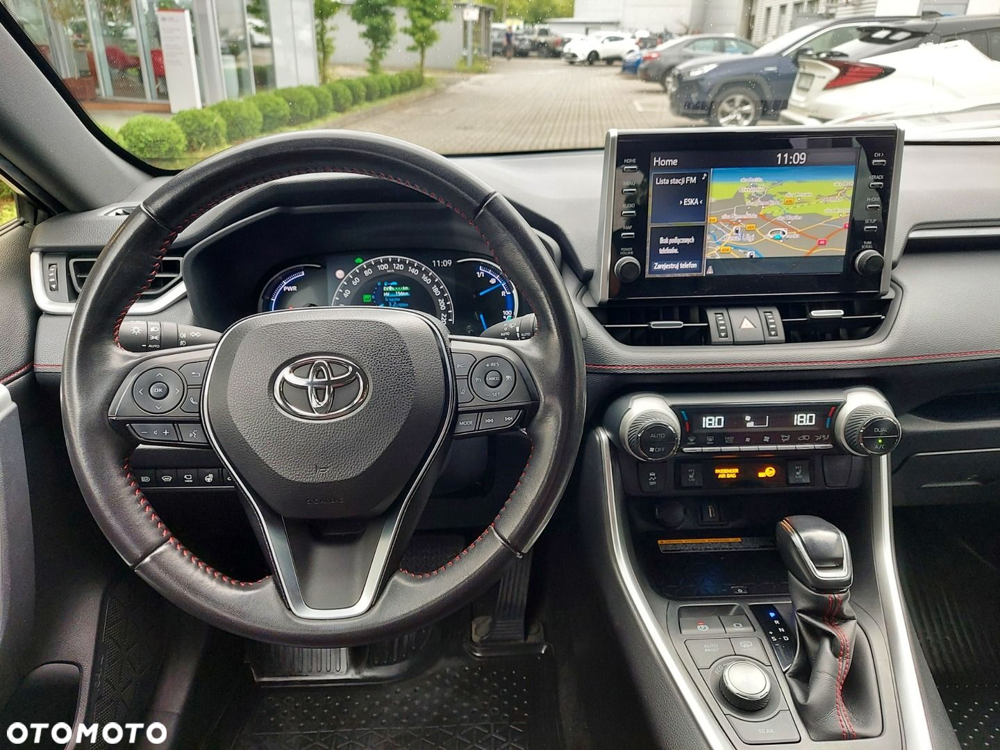 Toyota RAV4 - 10
