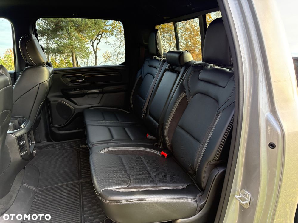 Dodge RAM - 15