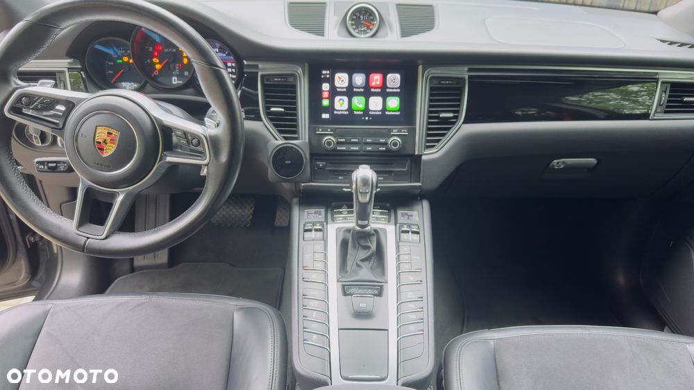 Porsche Macan - 18