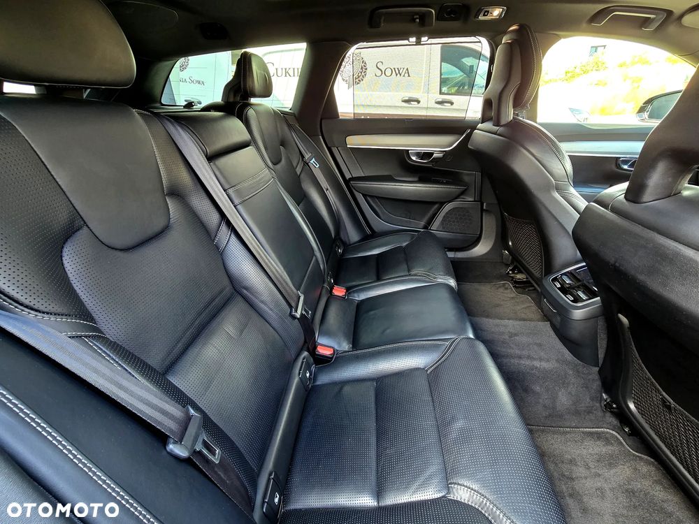 Volvo V90 D4 Inscription - 23