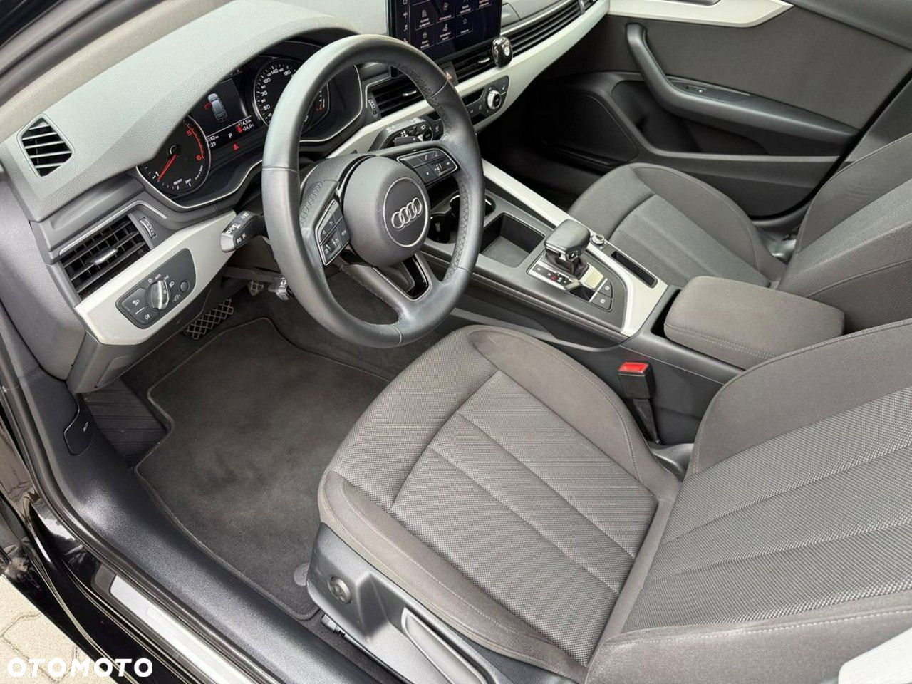 Audi A4 Avant 30 TDI S tronic advanced - 9