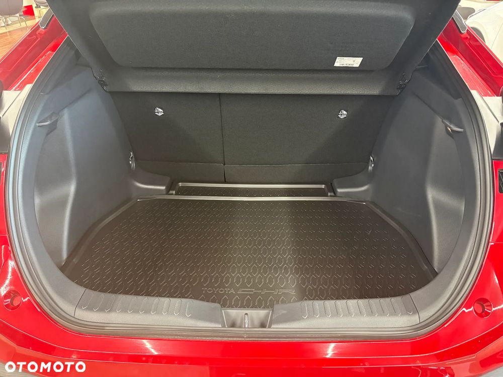 Toyota C-HR - 12