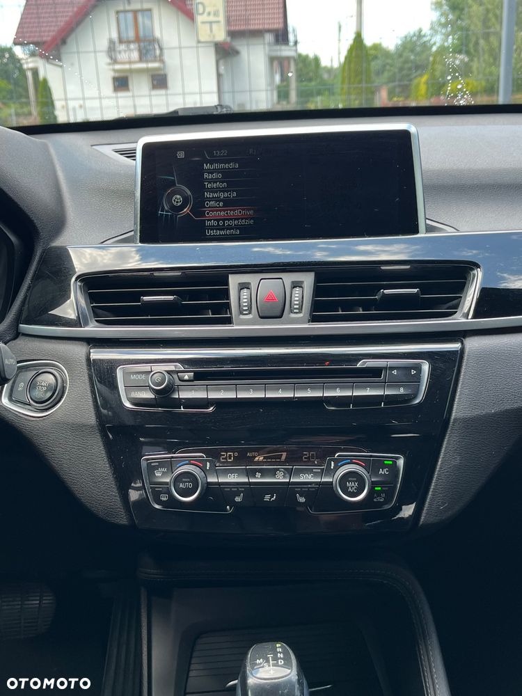 BMW X1 xDrive25i Sport Line - 35
