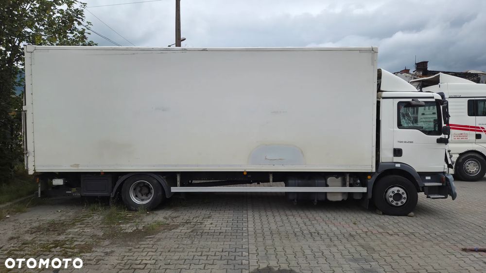MAN TGM 12290 - 4