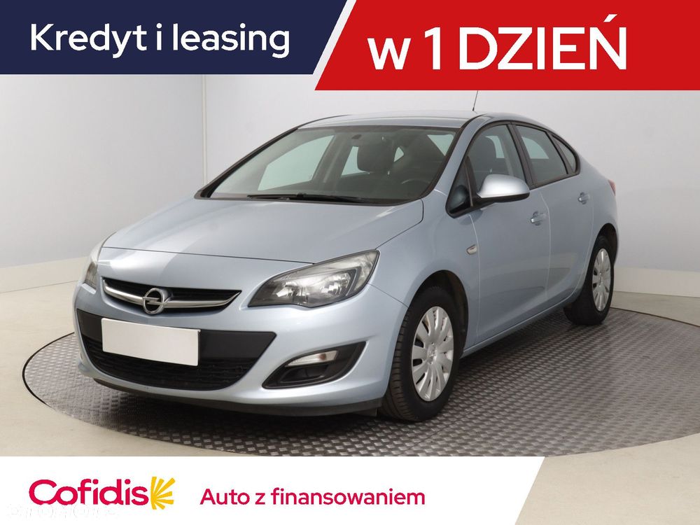 Opel Astra - 2