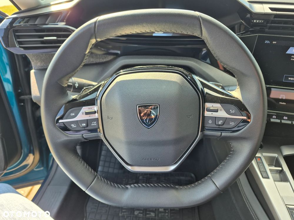 Peugeot 408 1.2 PureTech Allure S&S EAT8 - 17