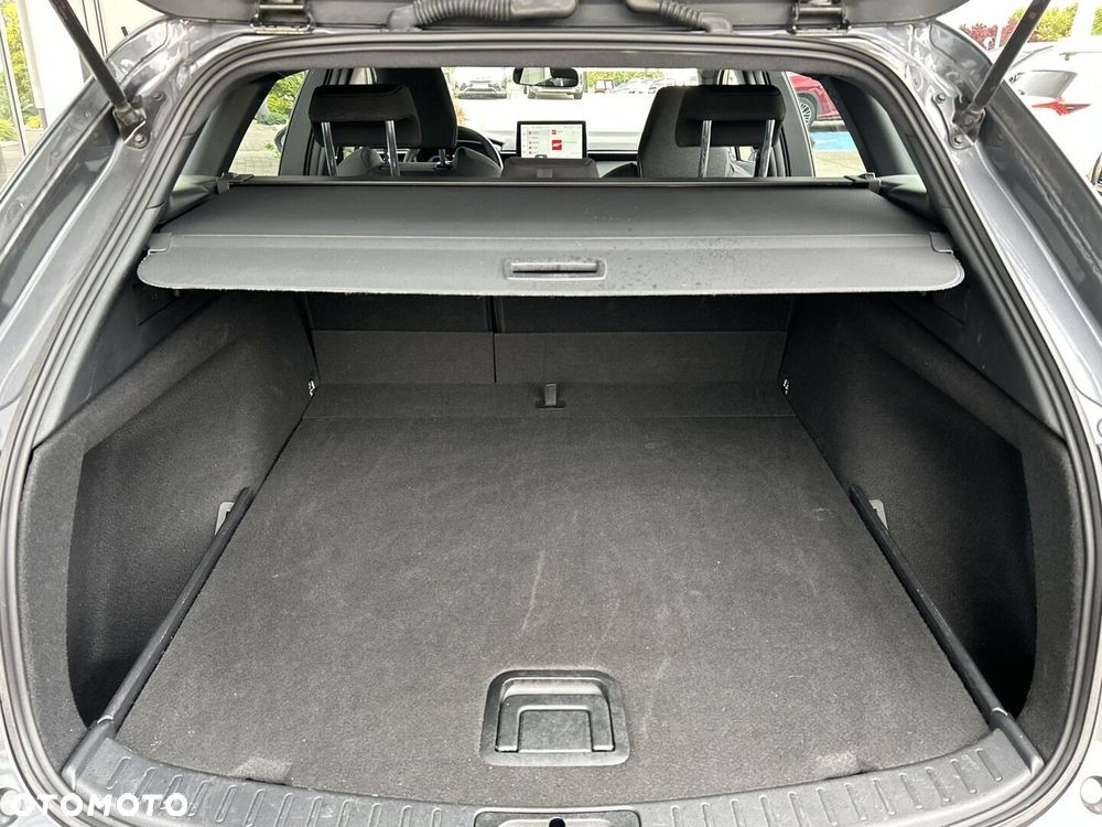 Toyota Corolla 1.8 Hybrid Comfort - 21
