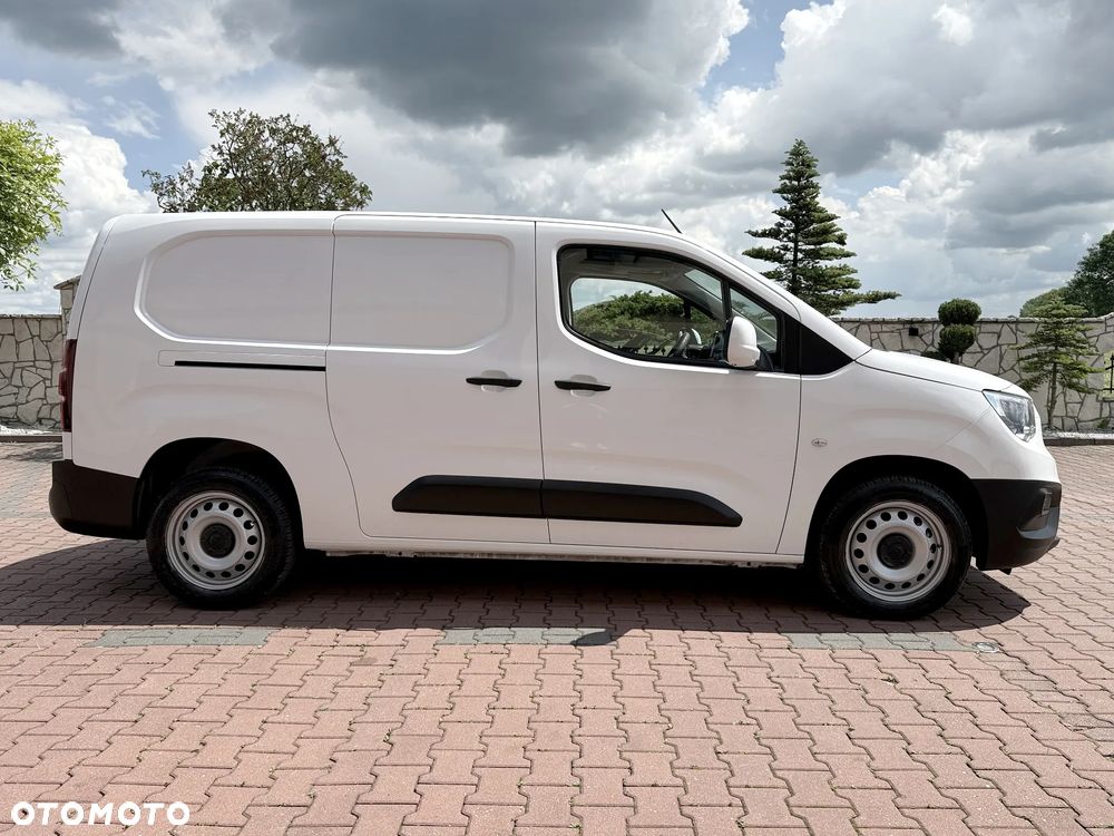 Opel COMBO LONG XL 3 OSOBY *NOWY SILNIK* ŁADOWNOŚC 852 KG HAK 1000KG SERWISOWANY F VAT 23% BOCZNE DZWI TEMPOMAT - 9