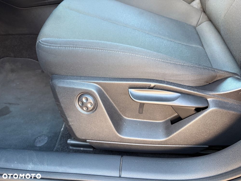 Audi Q2 35 TFSI Advanced S tronic - 16