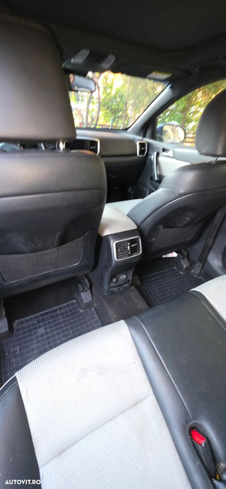 Kia Sportage 1.6 DSL 7DCT HP 4x4 GT Line - 3