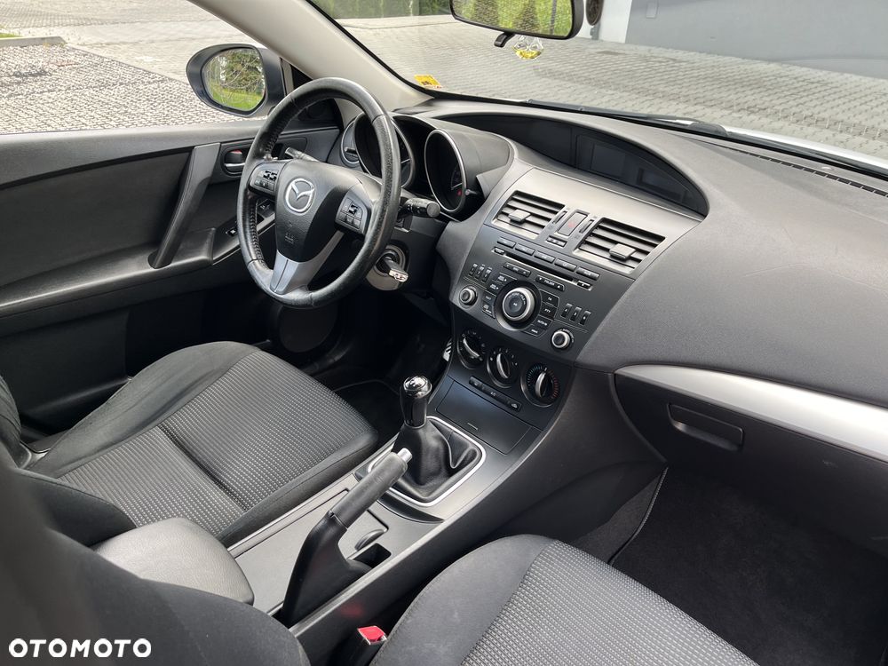 Mazda 3 - 7