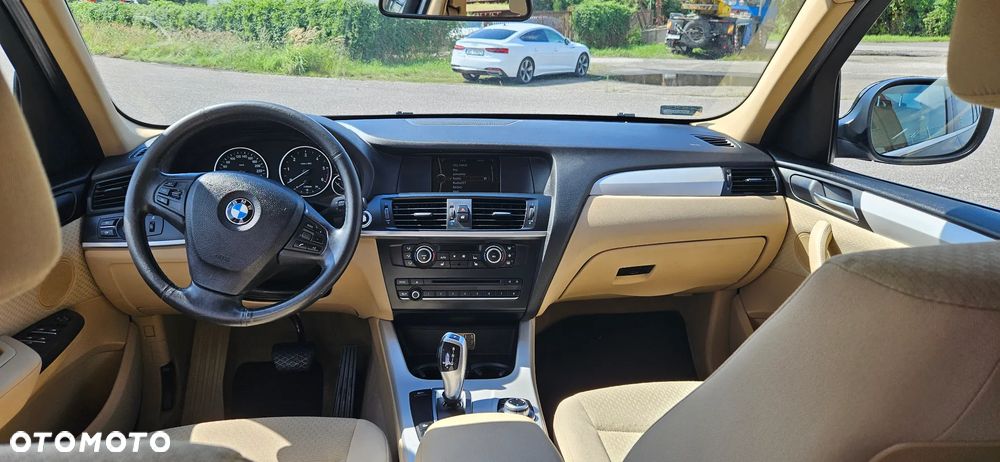 BMW X3 xDrive20d - 11