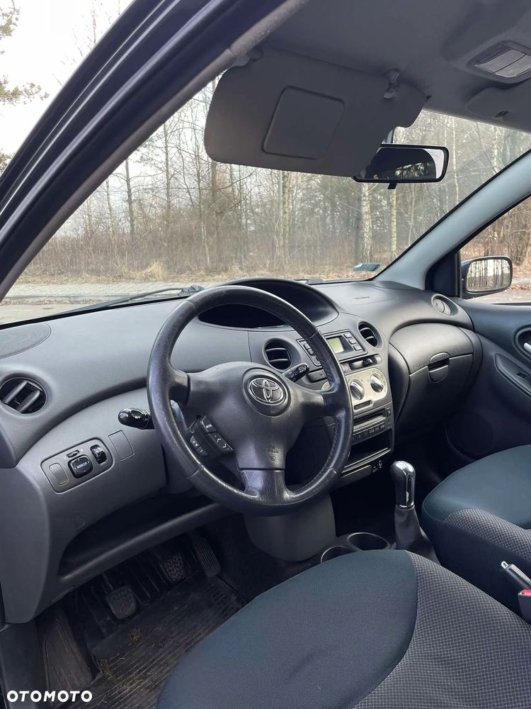 Toyota Yaris 1.4 D-4D - 9
