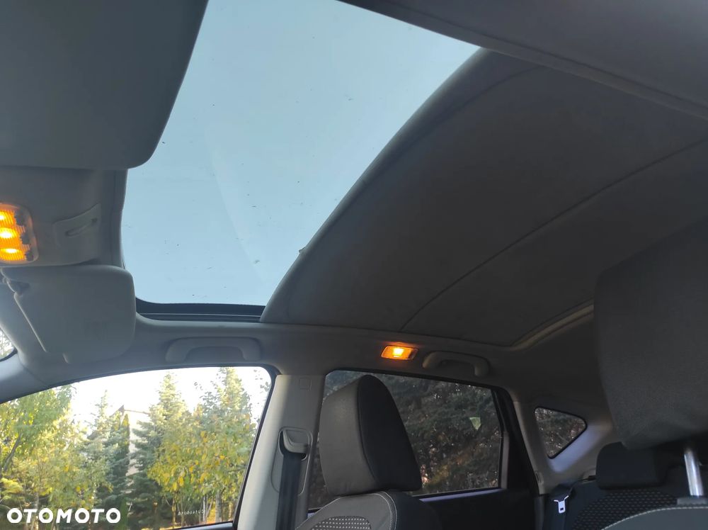 Nissan Qashqai - 25