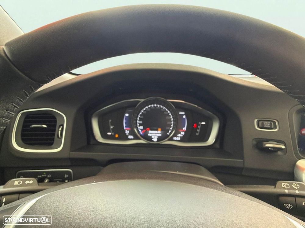 Volvo V60 - 10