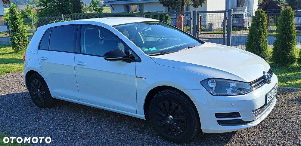 Volkswagen Golf 1.2 TSI Trendline DSG - 3