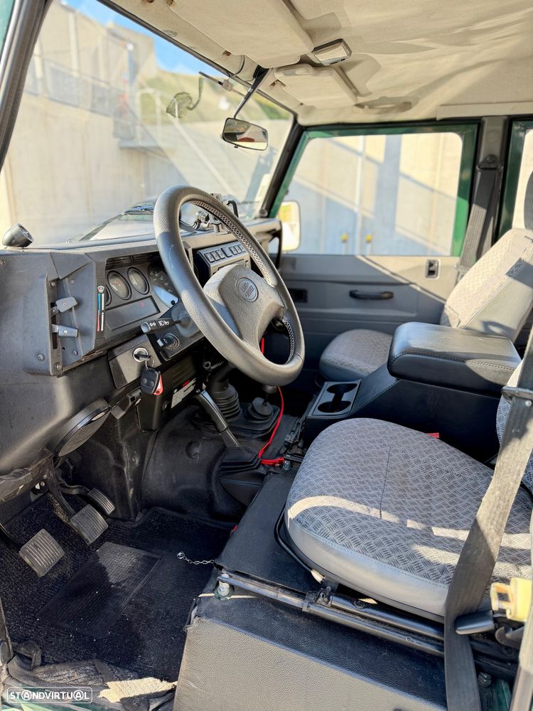 Land Rover Defender 130 2.5 TD5 Crew Cab - 25