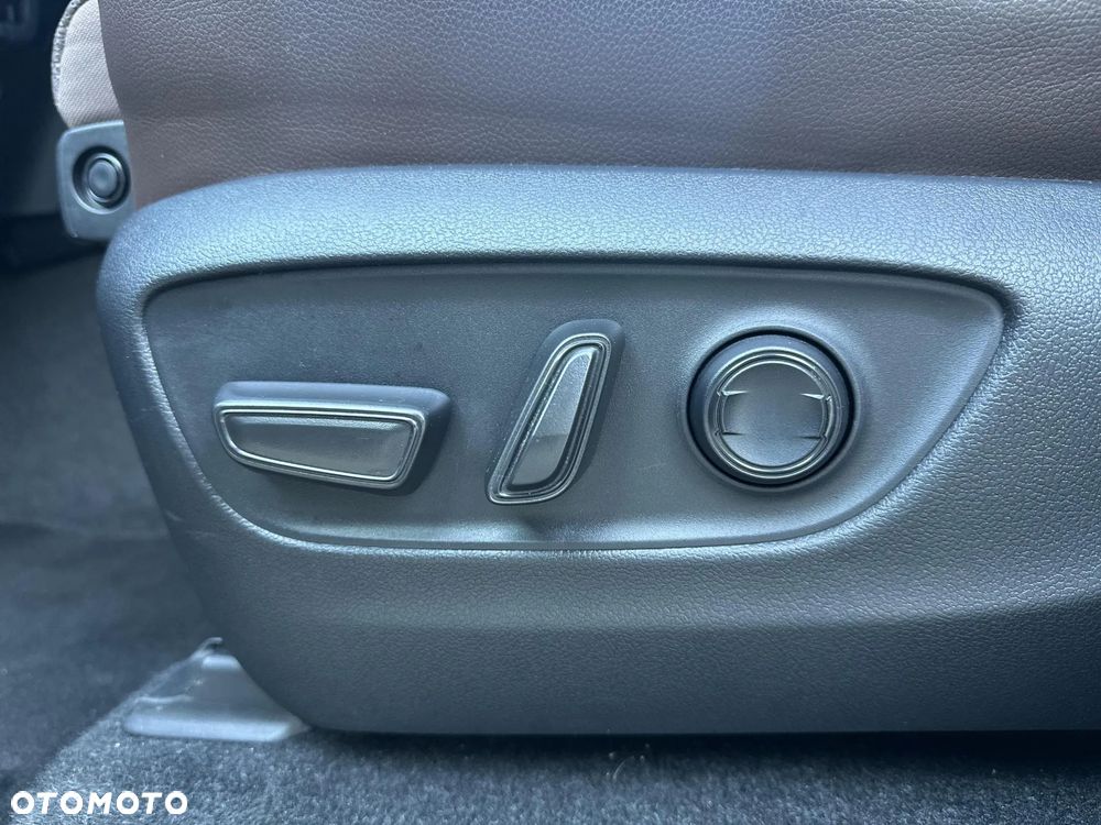 Toyota Land Cruiser LC 2.8 D-4D Executive - 15