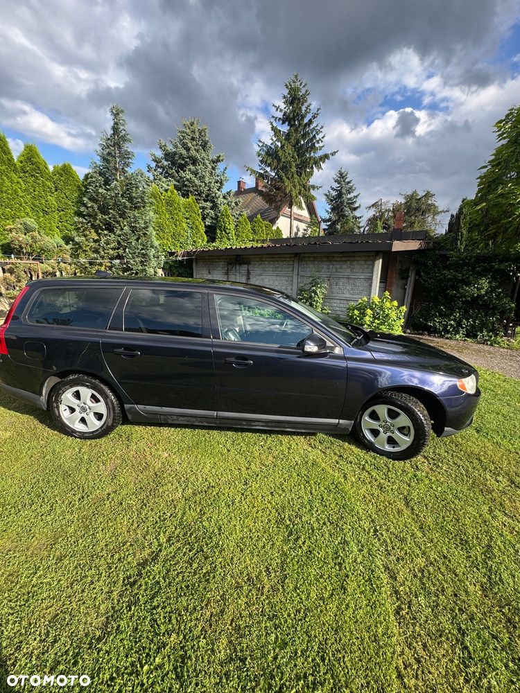 Volvo V70 2.0D Momentum - 16