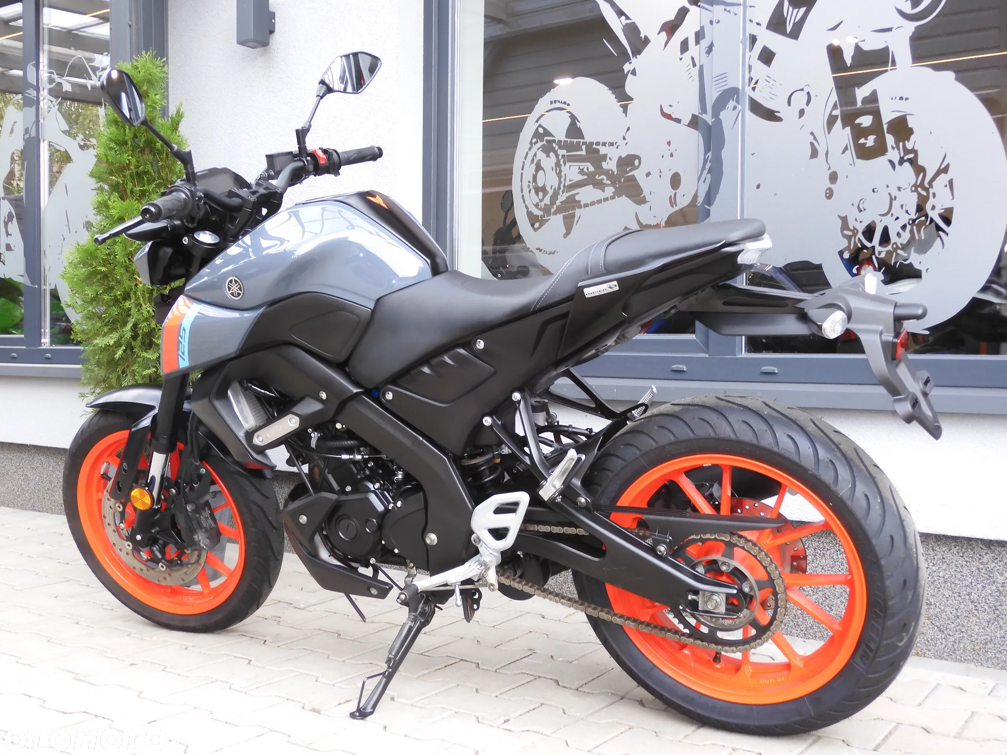 Yamaha MT - 26