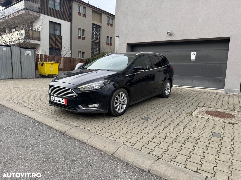 Ford Focus Turnier 1.5 TDCi DPF Start-Stopp-System Aut. Titanium - 2