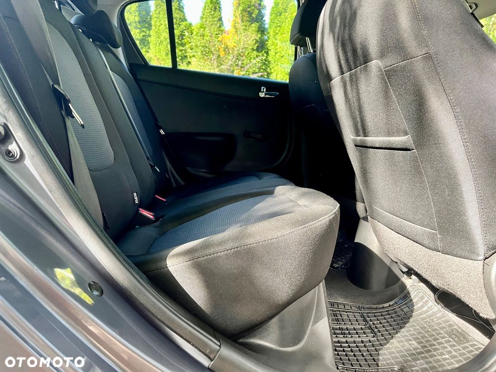 Hyundai i20 1.2 Intro Edition - 13