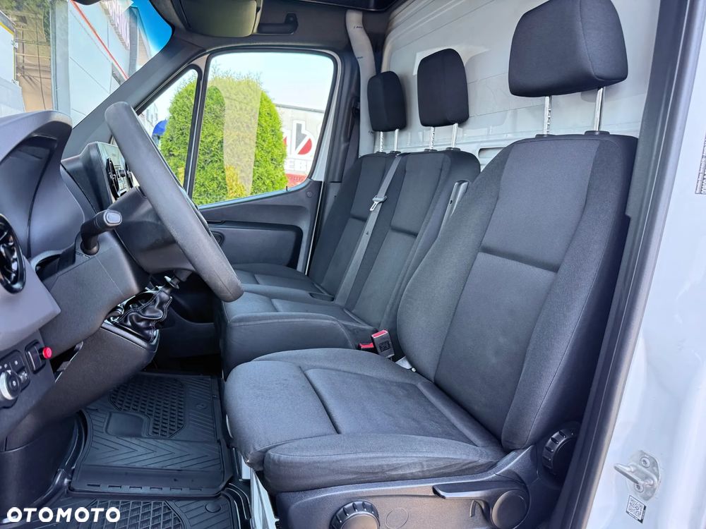 Mercedes-Benz Sprinter 319 CDI V6 Plandeka 8EP + Firana + Winda 750 Kg Salon PL - 12