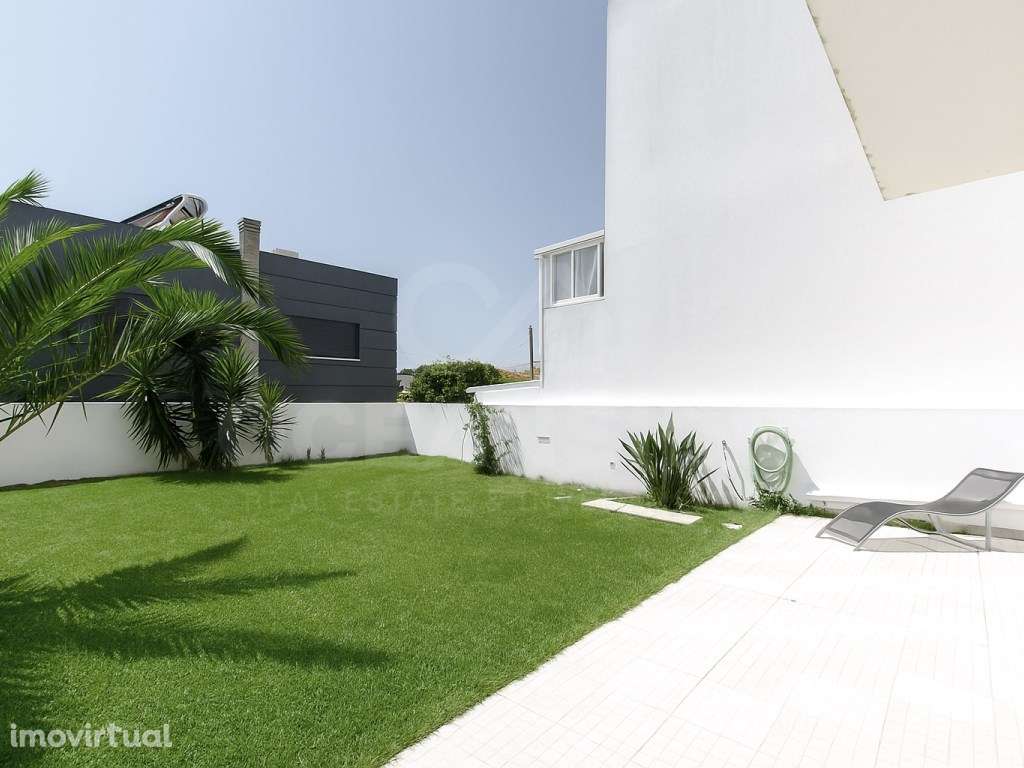 Moradia Contemporânea em Alcabideche - Grande imagem: 4/43