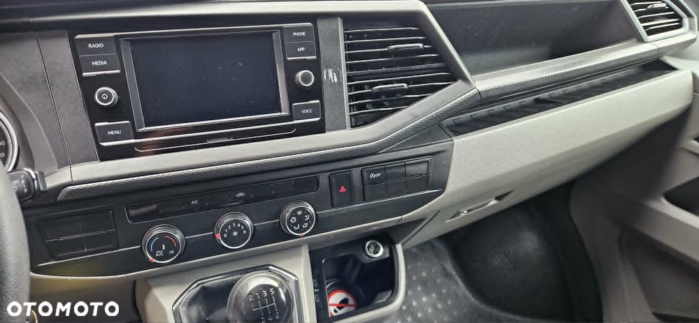 Volkswagen TRANSPORTER T6.1 - 13