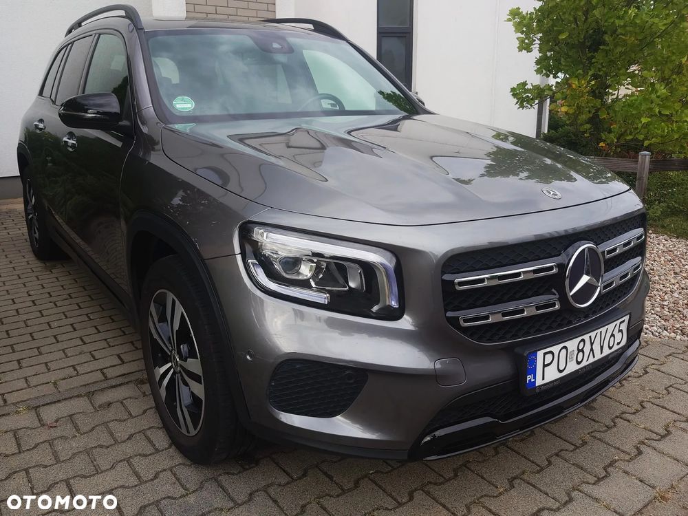 Mercedes-Benz GLB 250 4-Matic Progressive 8G-DCT - 3