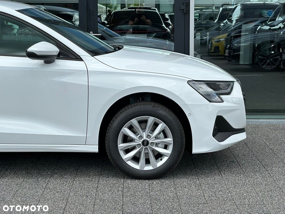 Audi A3 Sportback - 6