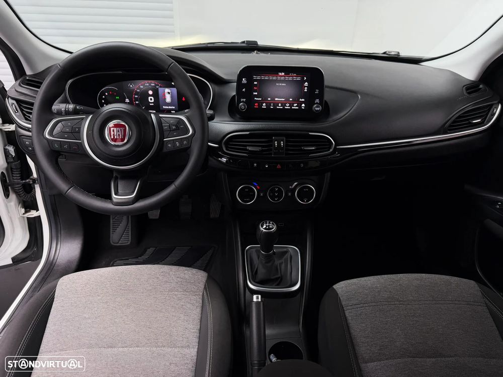 Fiat Tipo Cross 1.0 GSE T3 - 12