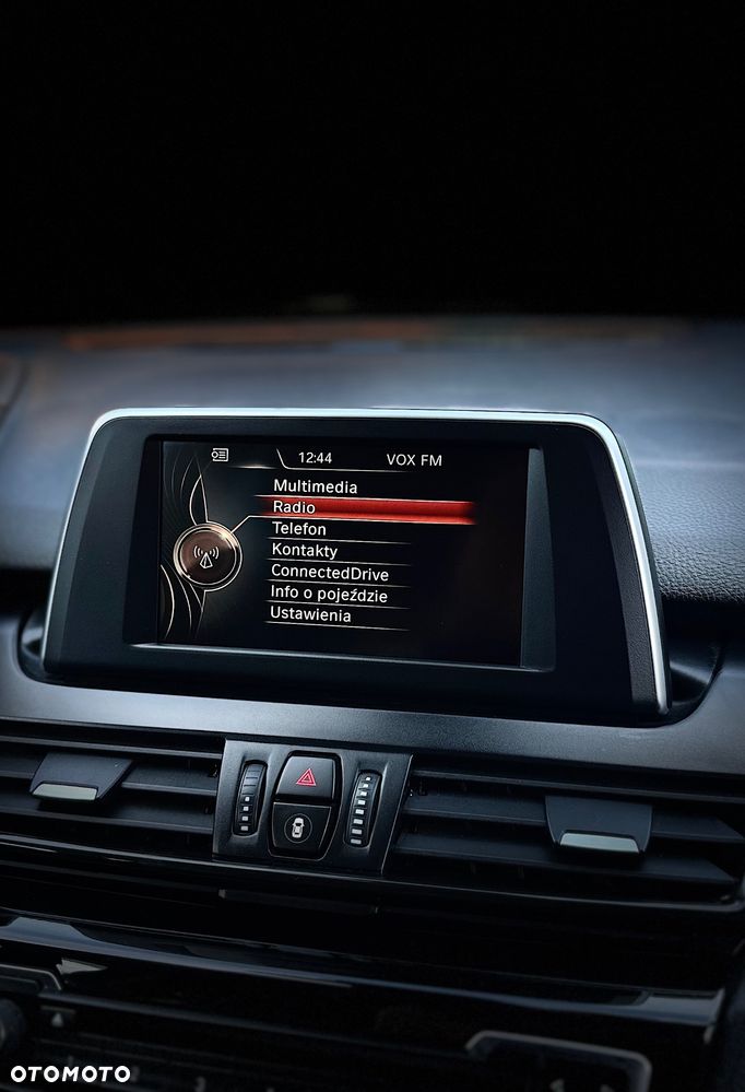 BMW Seria 2 218d - 20
