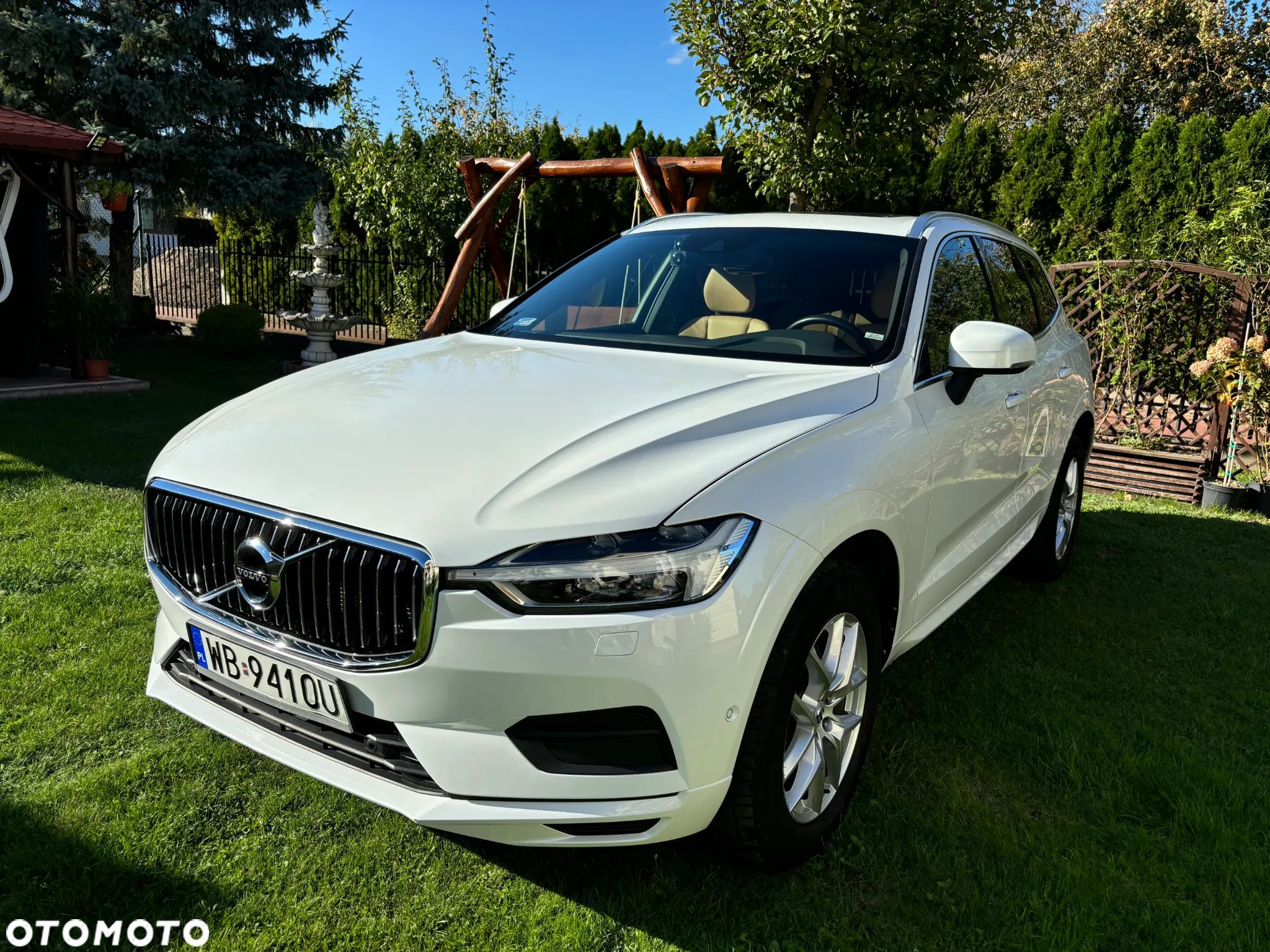 Volvo XC 60 T5 AWD Momentum - 1