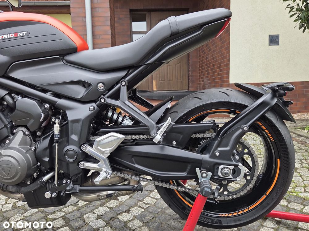 Triumph Trident - 8