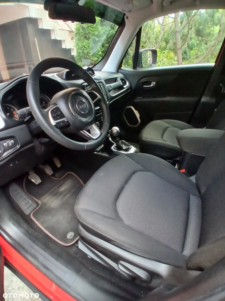 Jeep Renegade 1.6 E-TorQ Sport FWD - 10