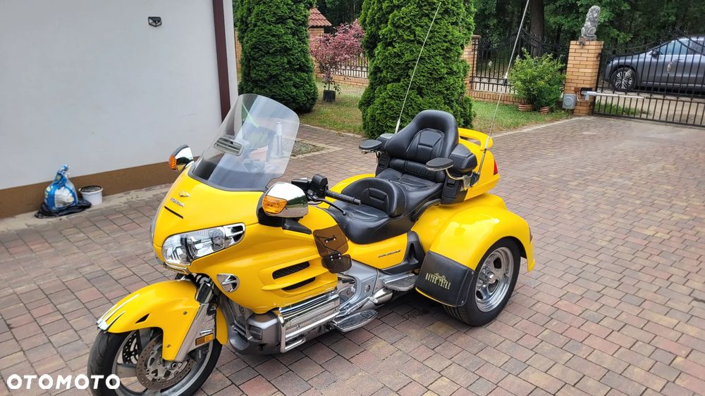 Honda GL - 40