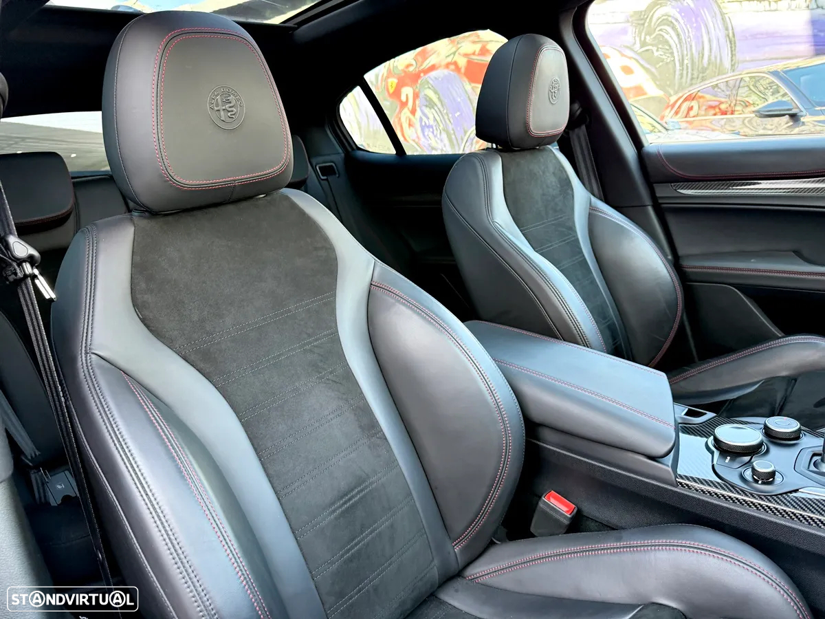Alfa Romeo Stelvio 2.9 T Quadrifoglio Q4 - 28