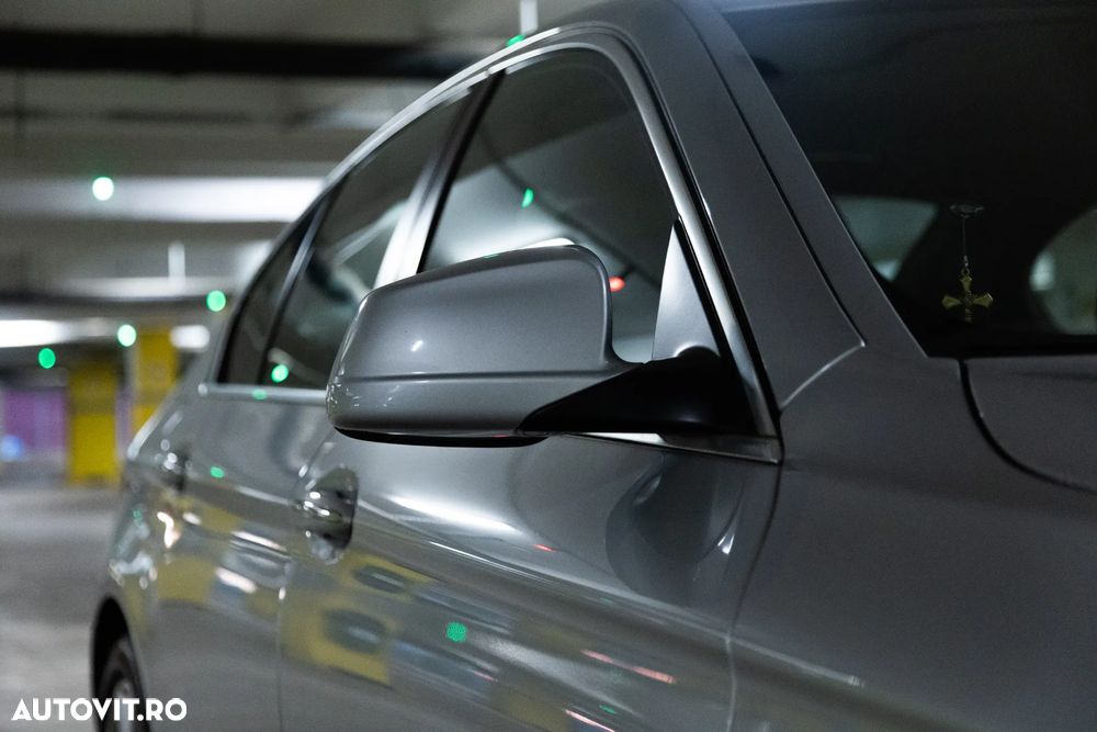 BMW Seria 5 520d - 22