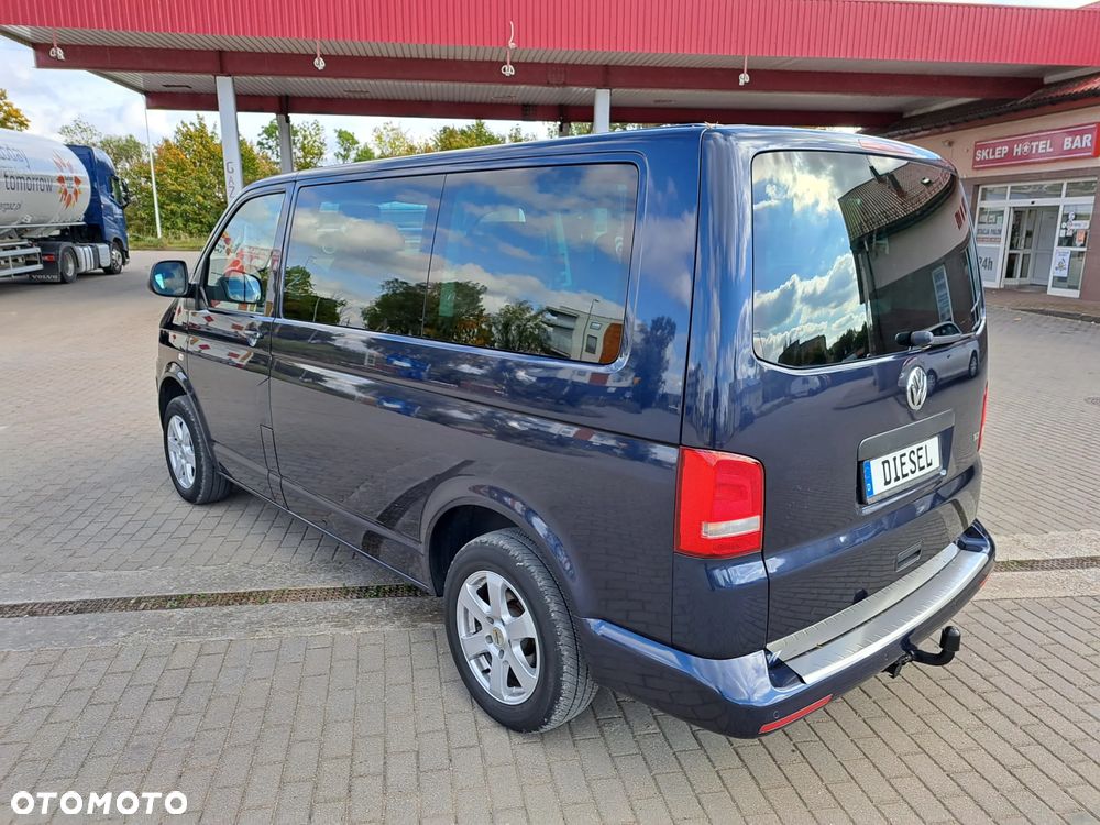 Volkswagen Multivan - 12