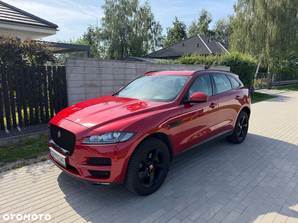 Jaguar F-Pace