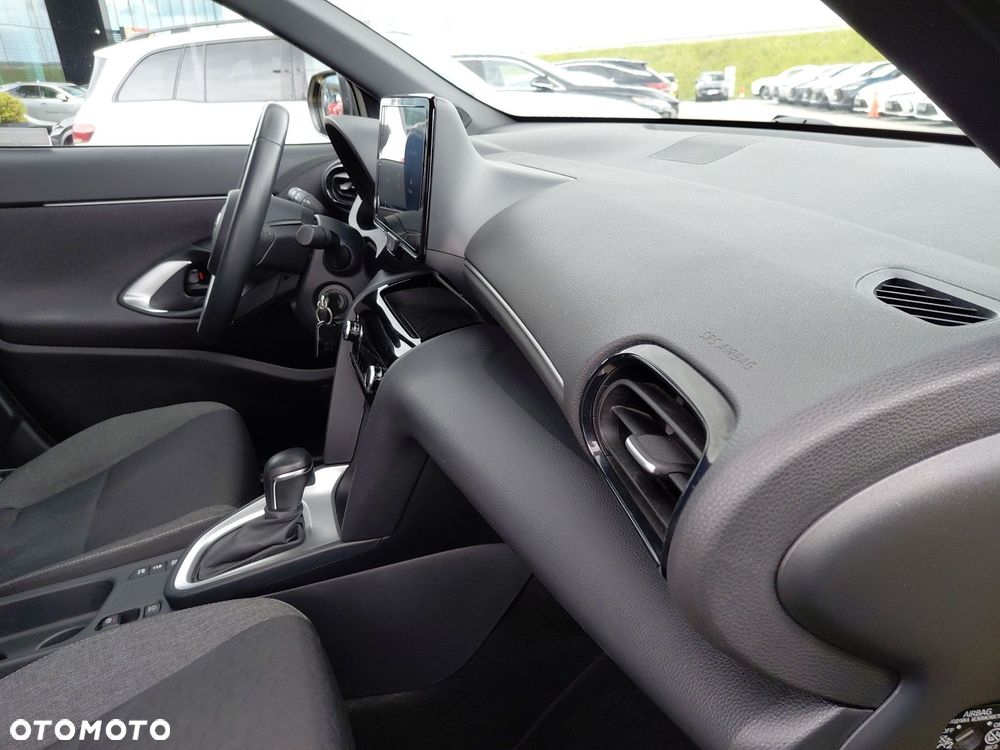 Toyota Yaris Cross Hybrid 1.5 Comfort - 27