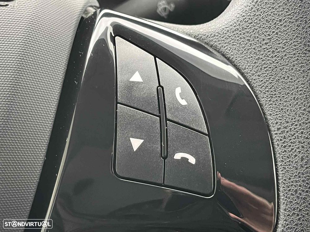 Fiat Fiorino 1.3 M-Jet SX - 18