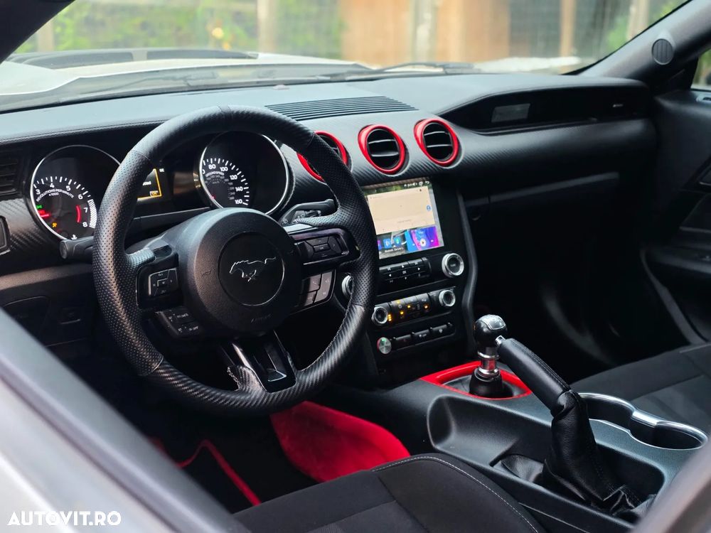 Ford Mustang 2.3 EcoBoost - 10