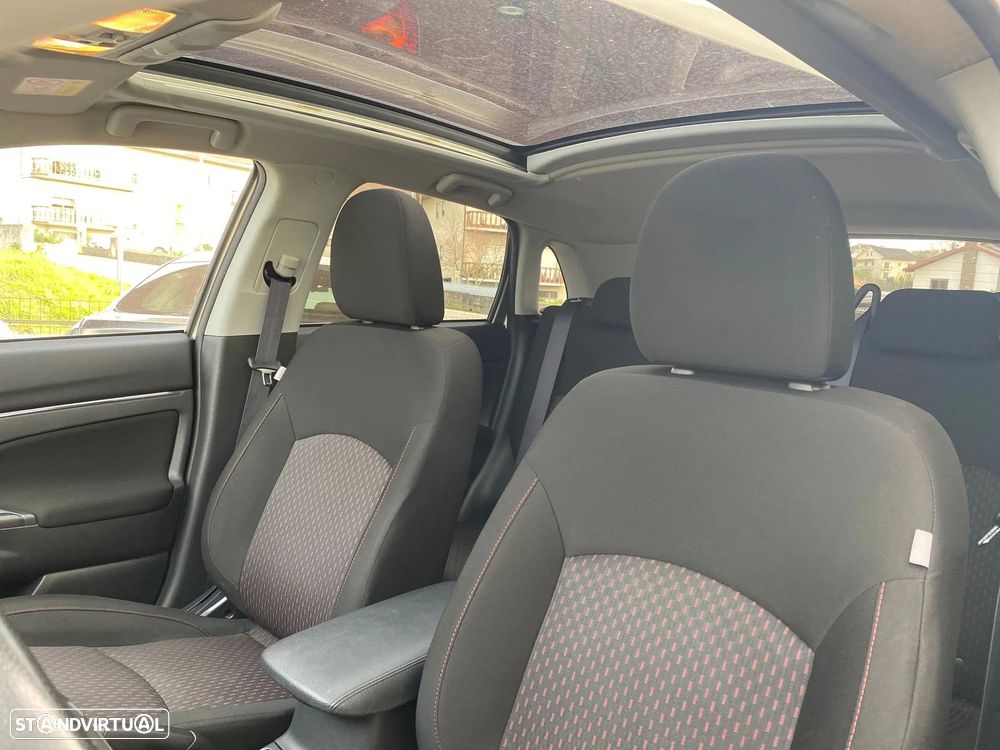 Mitsubishi ASX 1.6 MIVEC Intense Connect Edition - 11