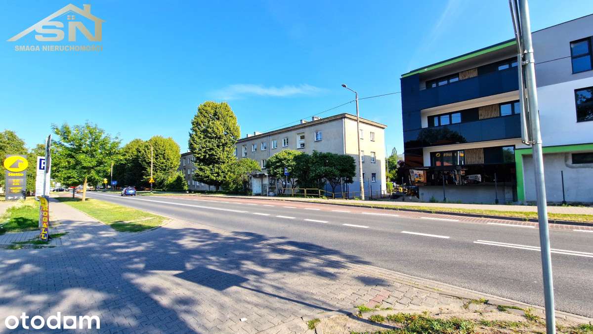 Kawalerka w bloku na niskim piętrze