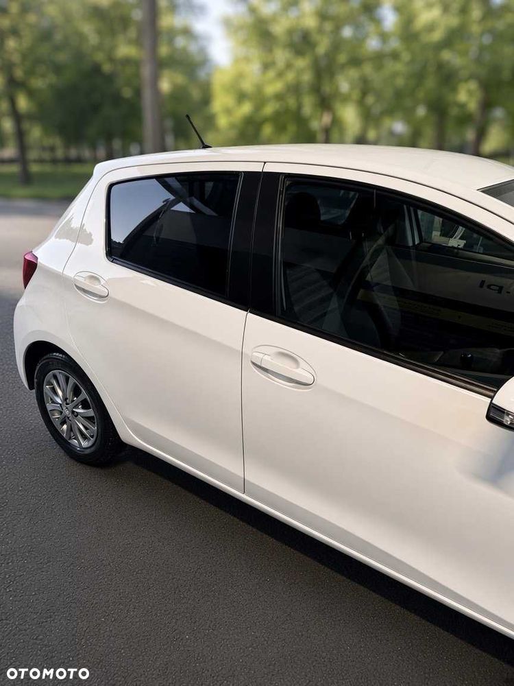 Toyota Yaris 2016 photo 5